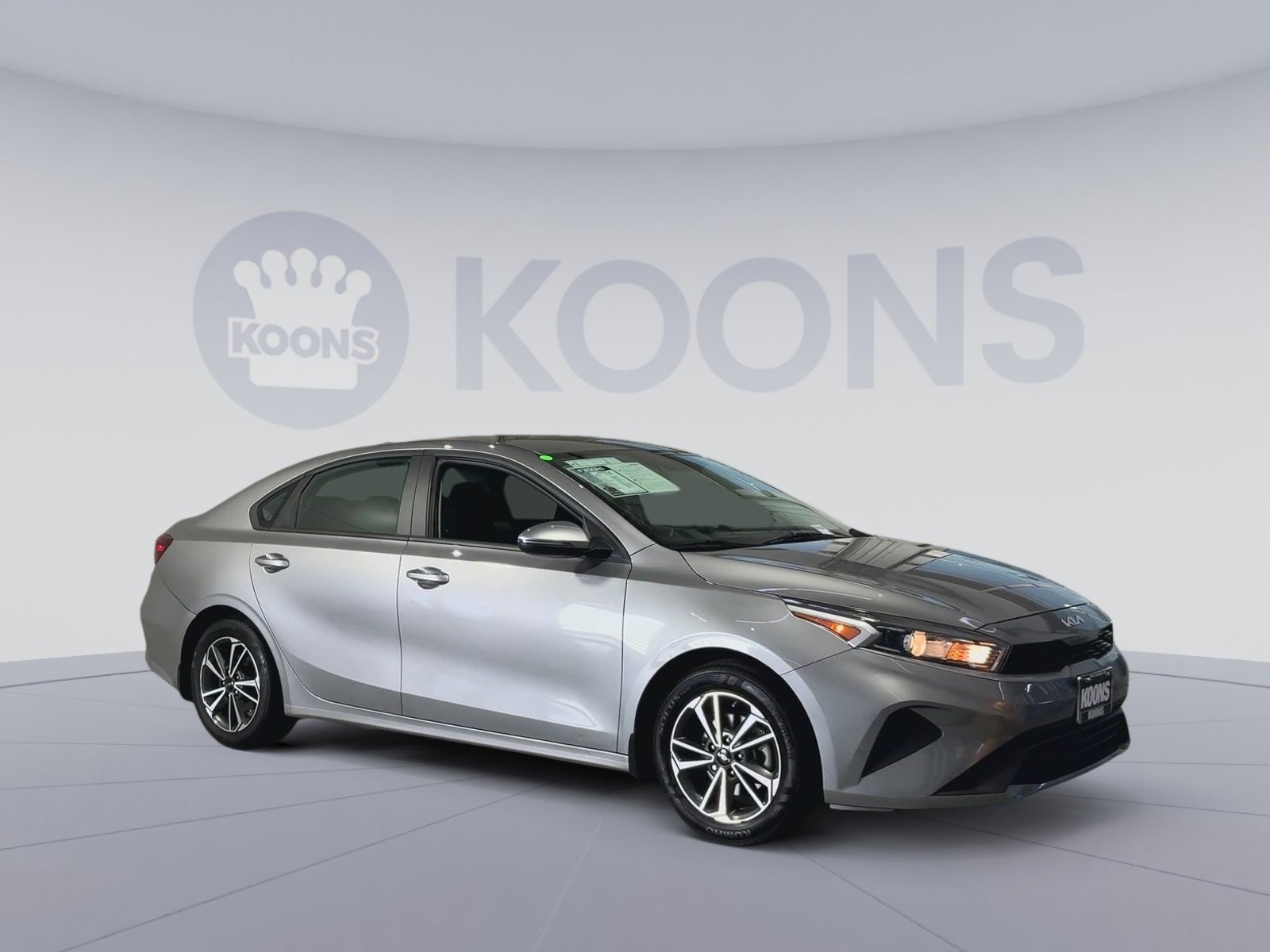 Used 2023 Kia Forte LXS w/ LXS Technology Package image 2