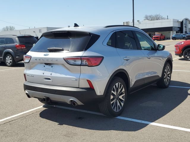 Used 2020 Ford Escape Titanium AWD/4WD image 3