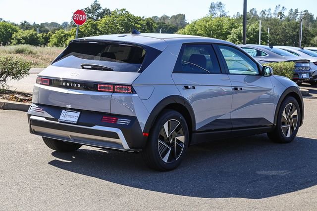 New 2026 Hyundai Ioniq 5 SE RWD image 5