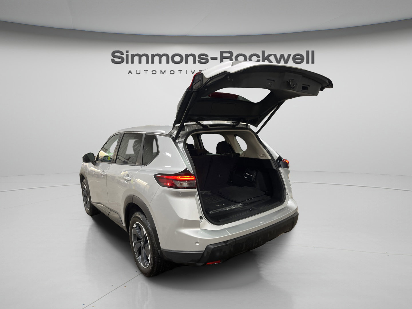 Used 2024 Nissan Rogue SV image 25