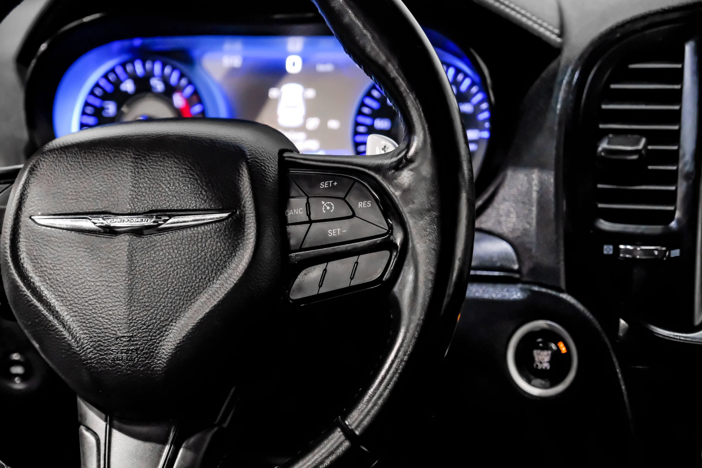 Used 2015 Chrysler 300 S RWD image 23