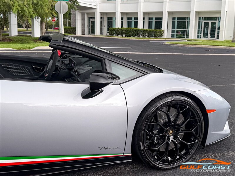 Used 2019 Lamborghini Huracan Performante AWD/4WD image 64