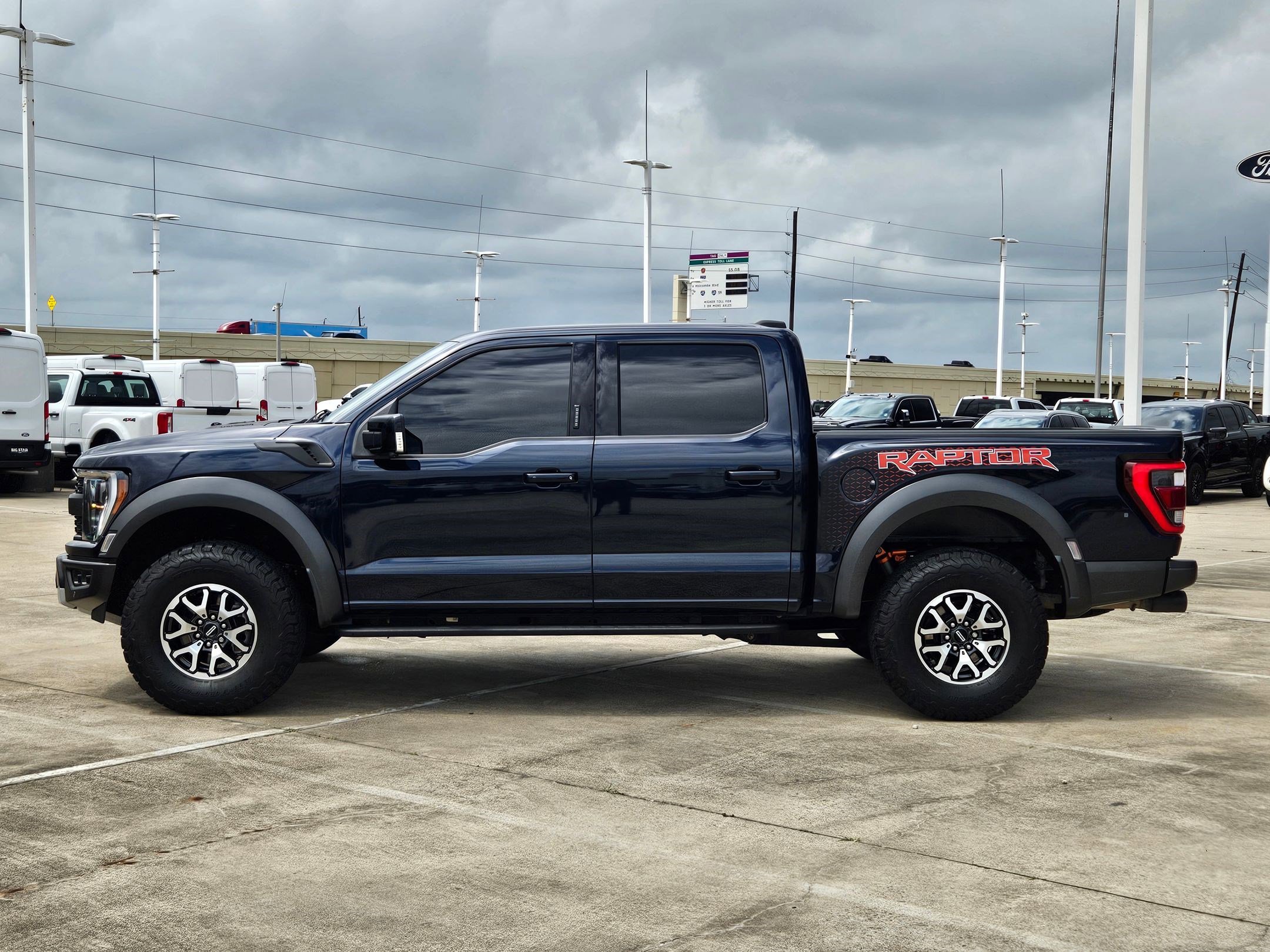Certified 2023 Ford F150 Raptor AWD/4WD image 9