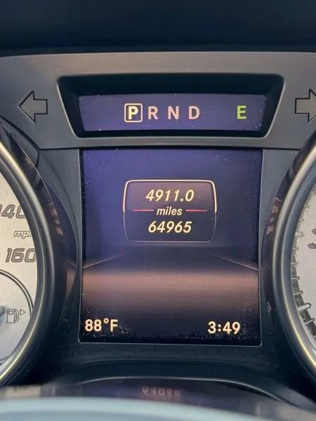 Used 2014 Mercedes-Benz SLK 250 image 16