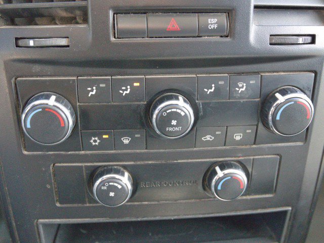 Used 2009 Dodge Grand Caravan SE image 20