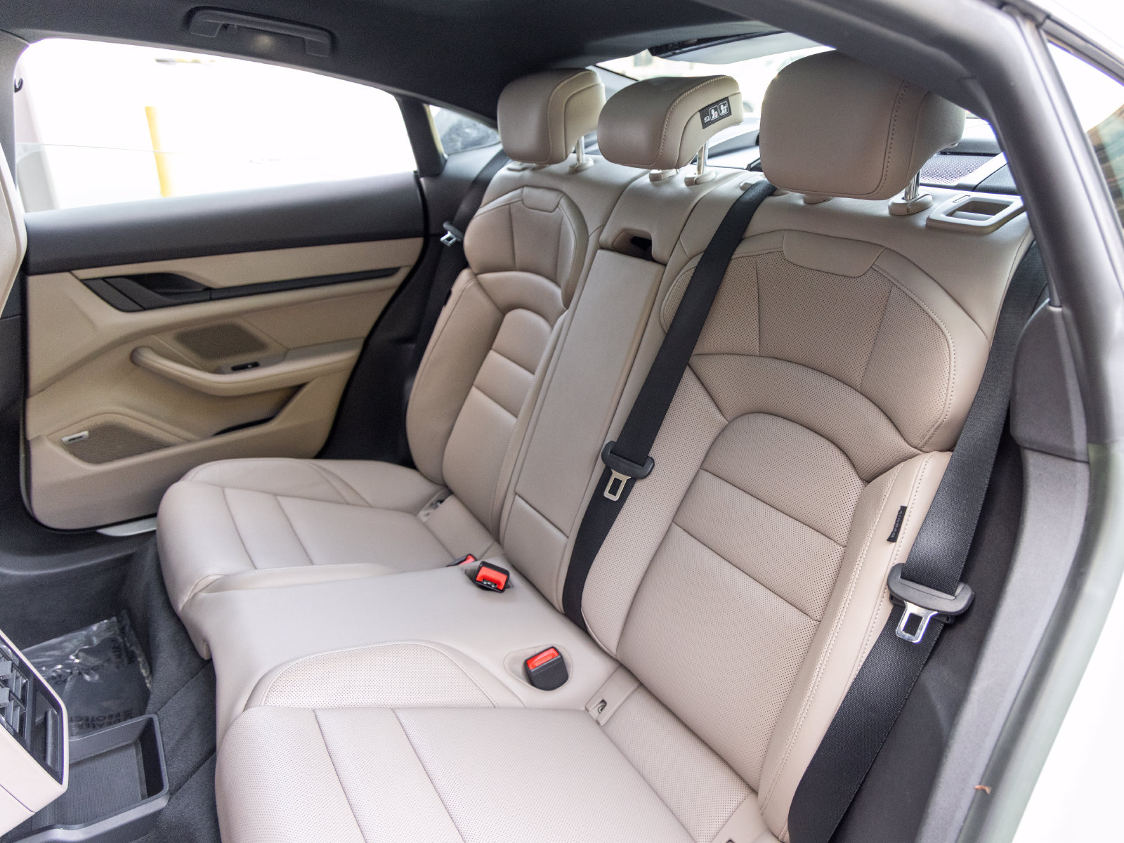 Certified 2023 Porsche Taycan 4S AWD/4WD image 47