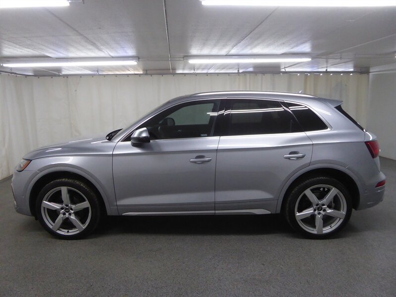 Used 2022 Audi SQ5 Prestige w/ Prestige Package AWD/4WD image 4