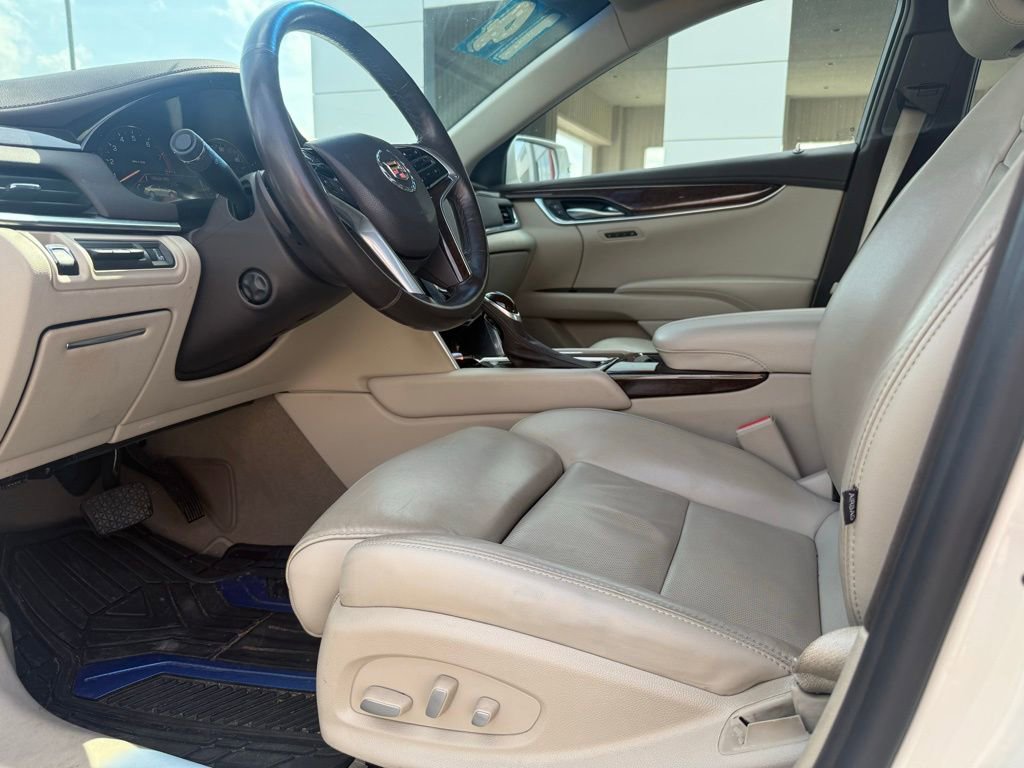 Used 2014 Cadillac XTS Premium w/ Driver Assist Package FWD image 9