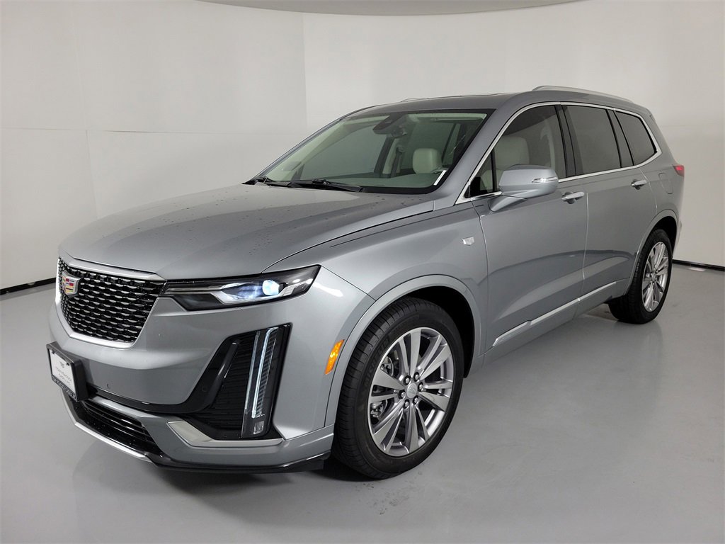 Certified 2025 Cadillac XT6 Premium Luxury image 2