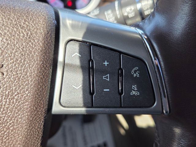 Used 2012 Cadillac SRX Luxury image 23