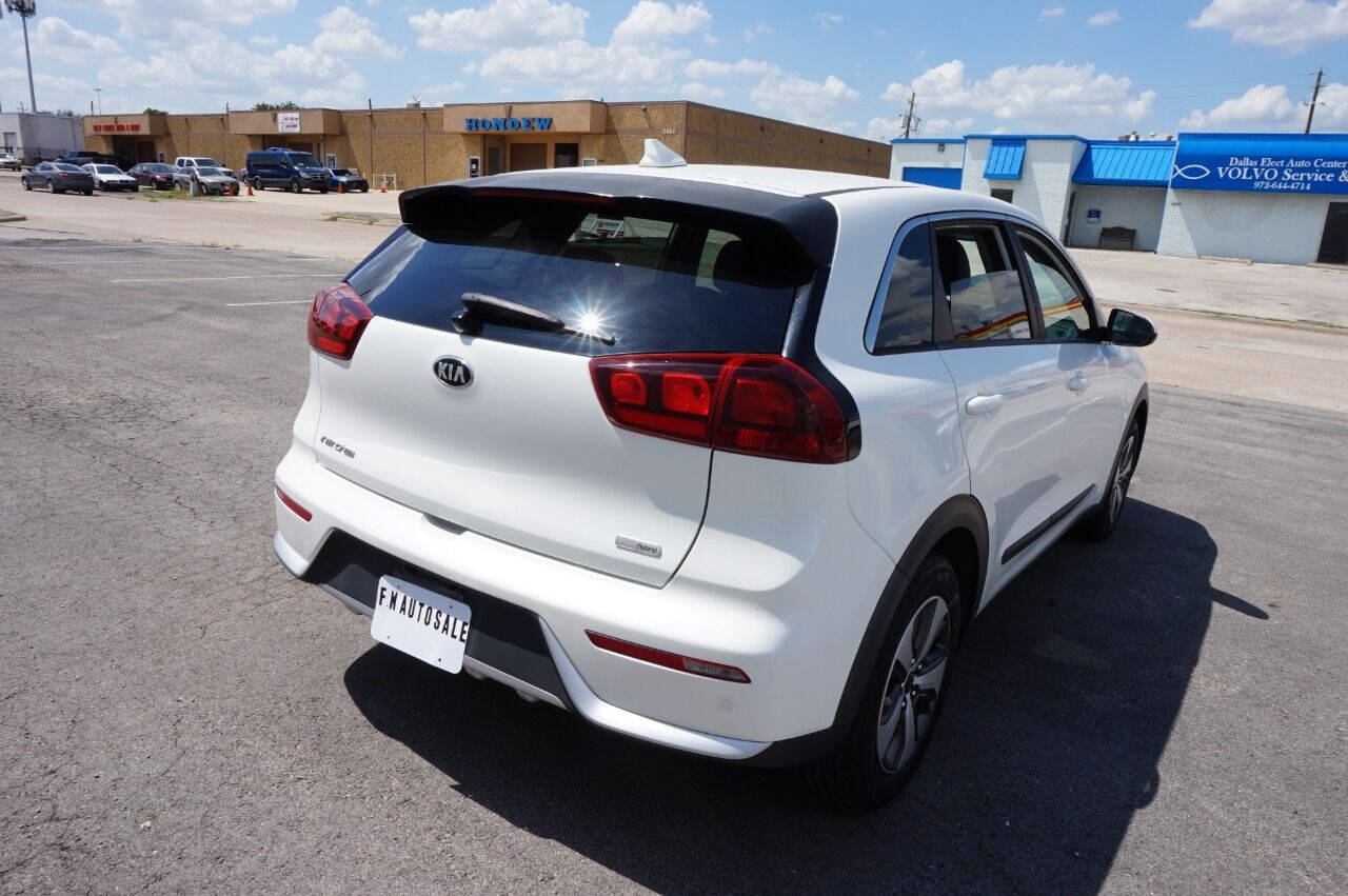 Used 2017 Kia Niro FE image 6