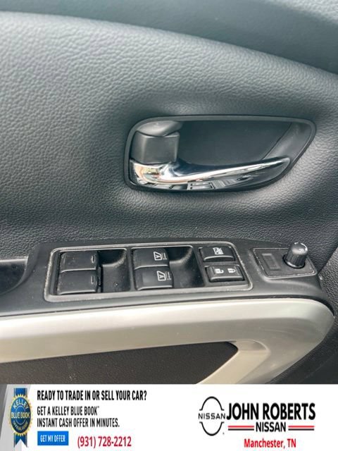Used 2024 Nissan Titan SV RWD image 14