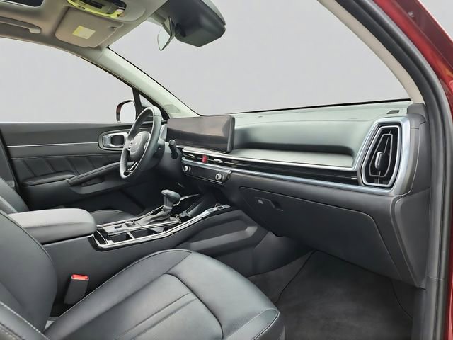 Certified 2025 Kia Sorento SX AWD/4WD image 25