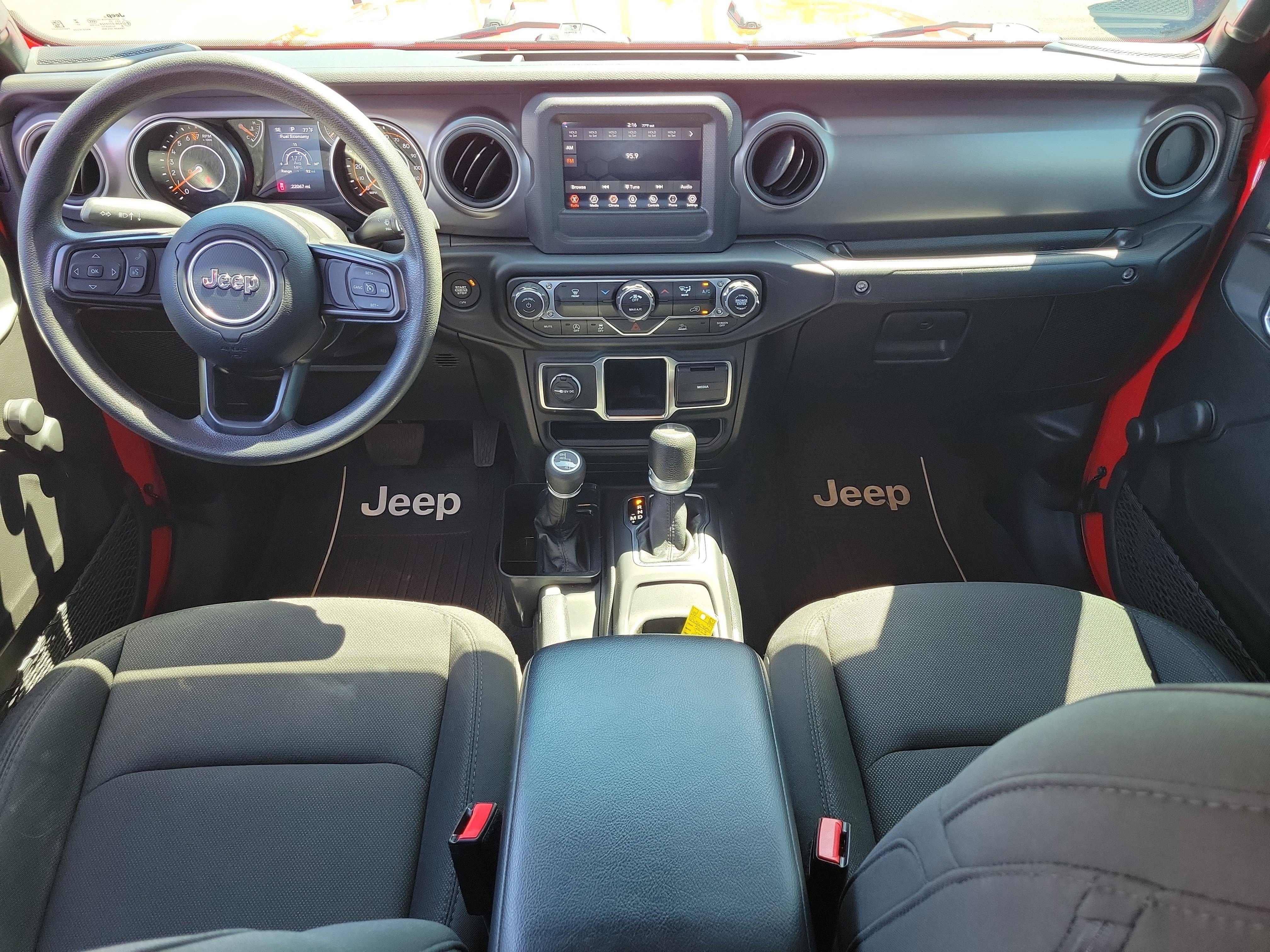 Used 2023 Jeep Gladiator Sport image 16
