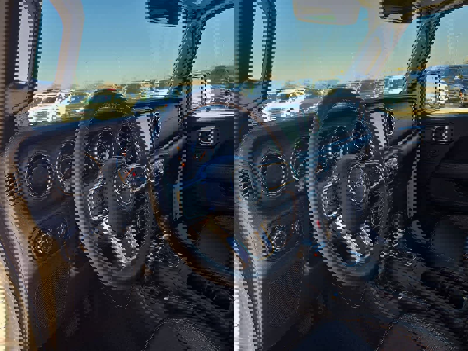 Used 2023 Jeep Gladiator Overland video 2