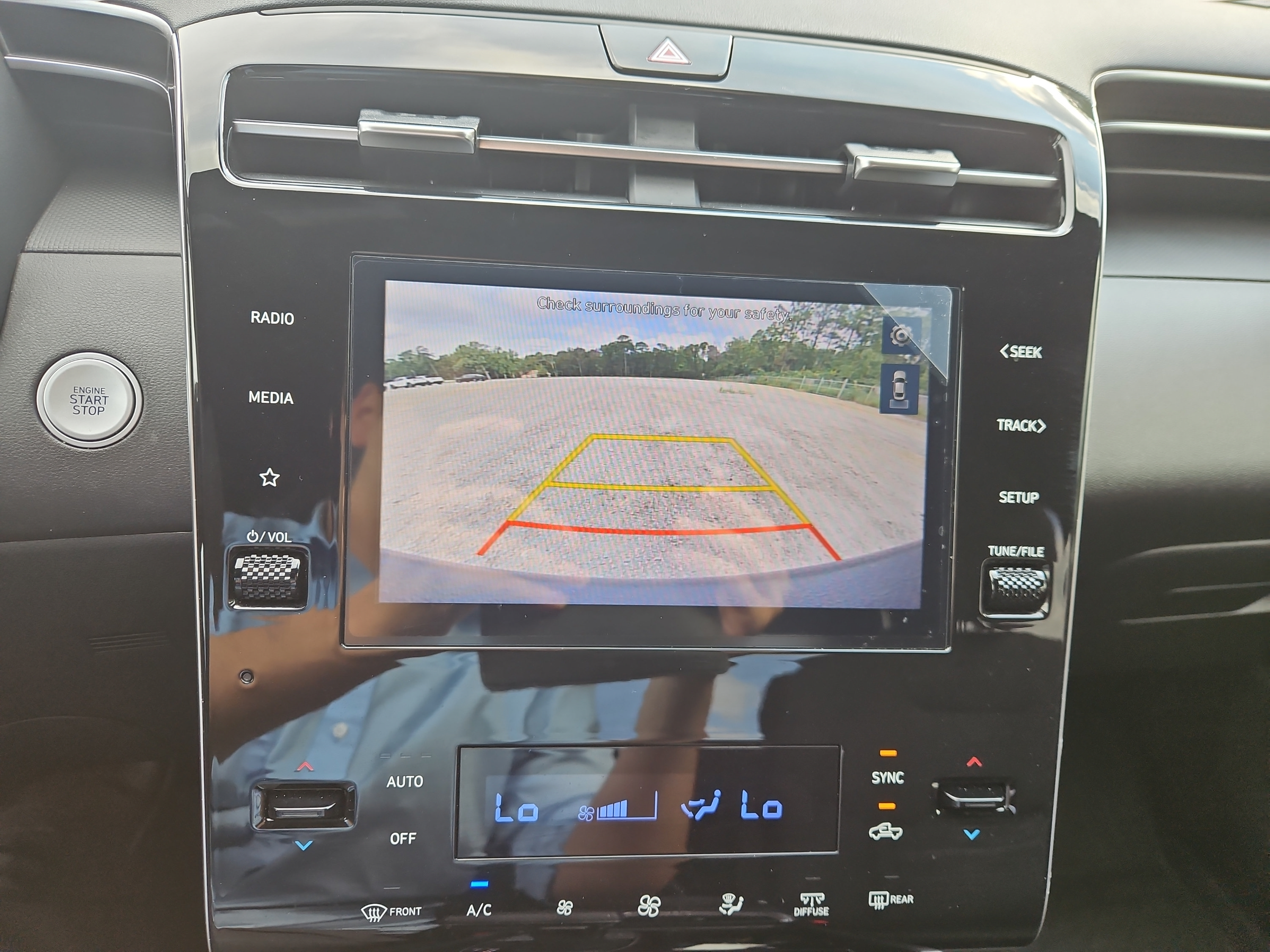 Certified 2024 Hyundai Santa Cruz SEL FWD image 16
