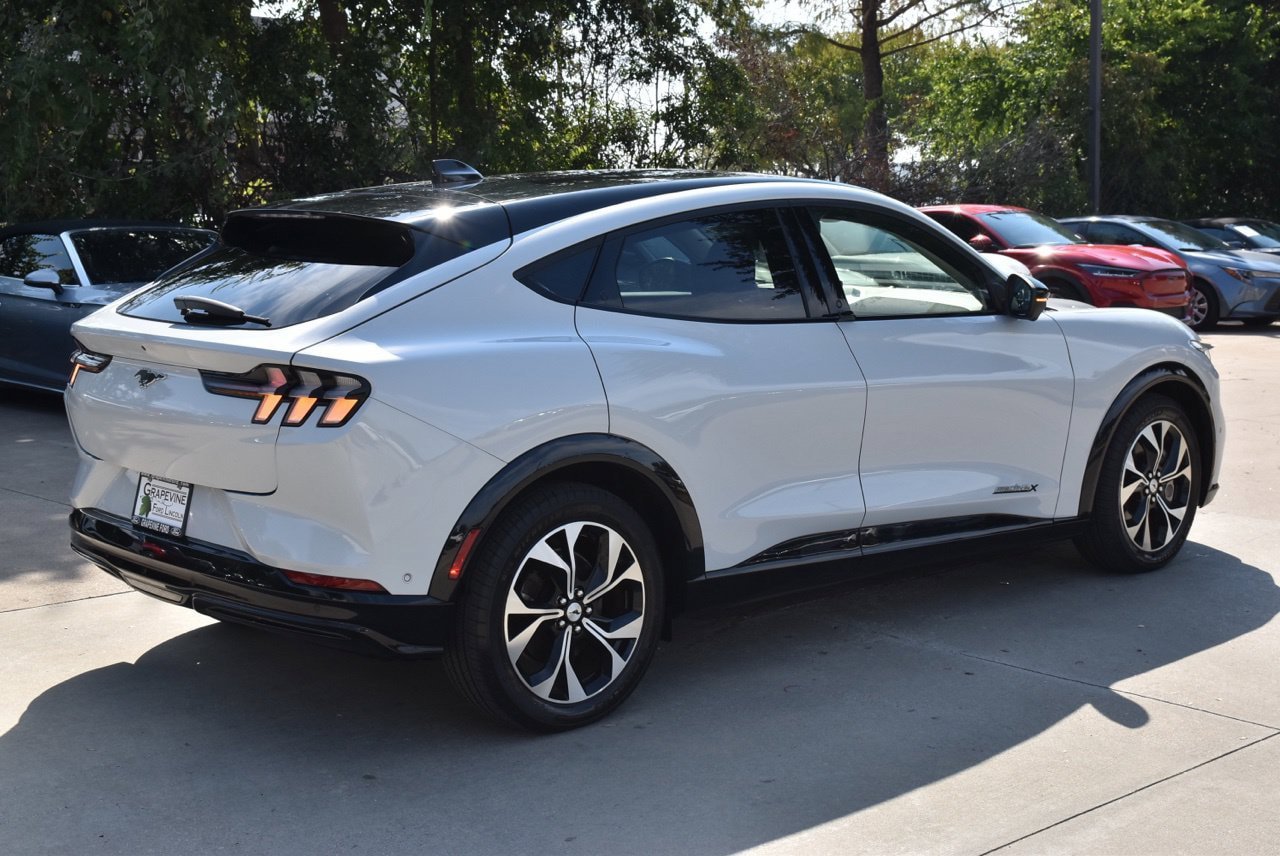 Certified 2023 Ford Mustang Mach-E Premium AWD/4WD image 7