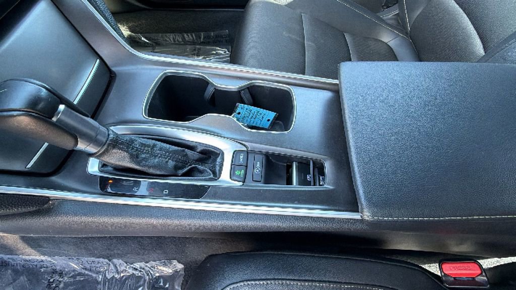 Used 2022 Honda Accord Sport image 22