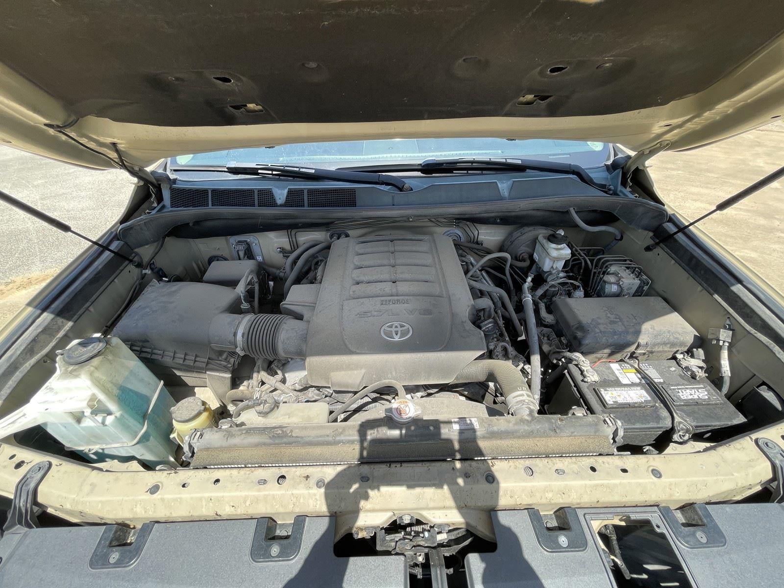 Used 2020 Toyota Tundra SR5 w/ SR5 Upgrade Package AWD/4WD image 49