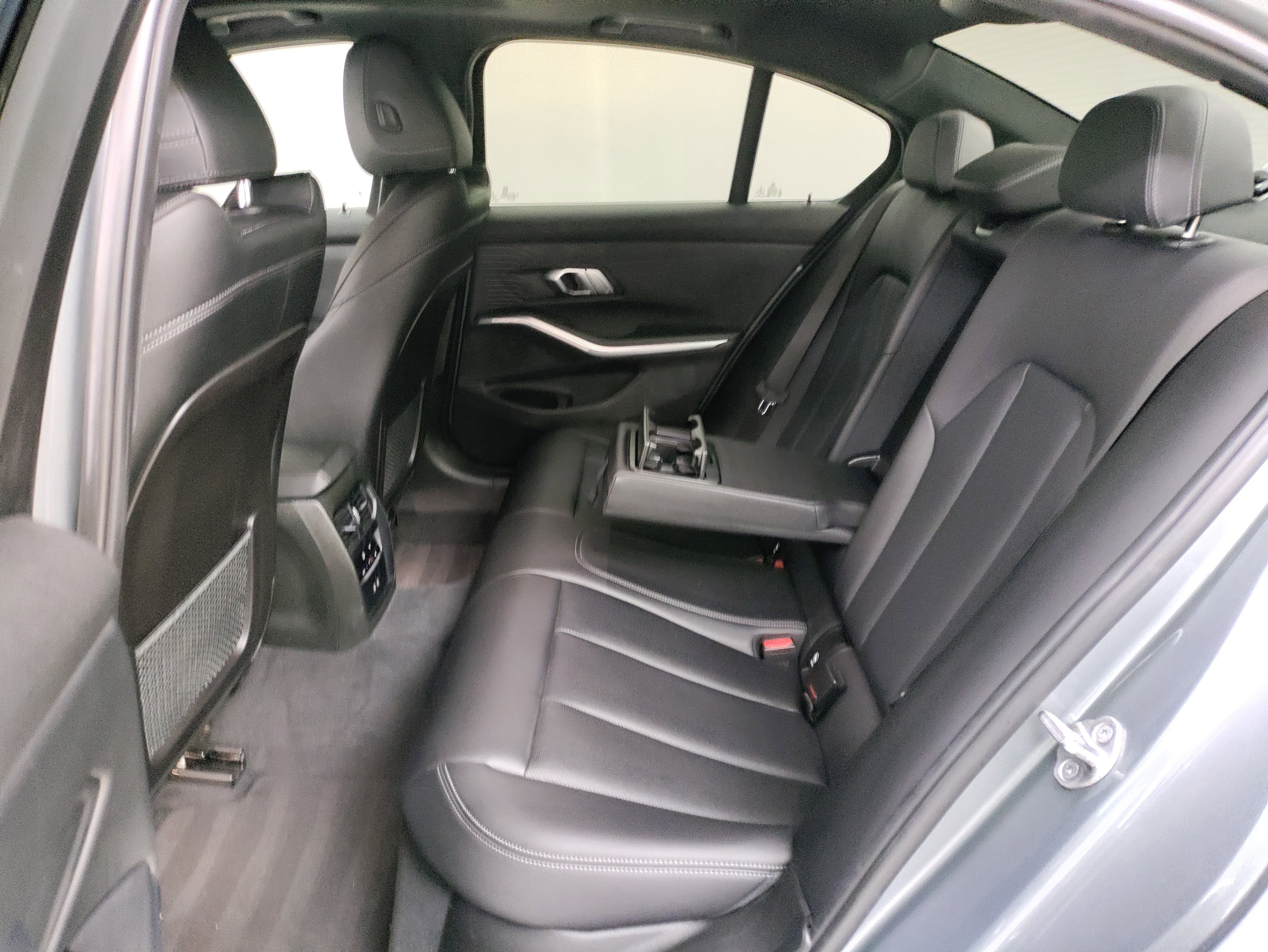 Certified 2023 BMW 330i Sedan w/ M Sport Package image 26