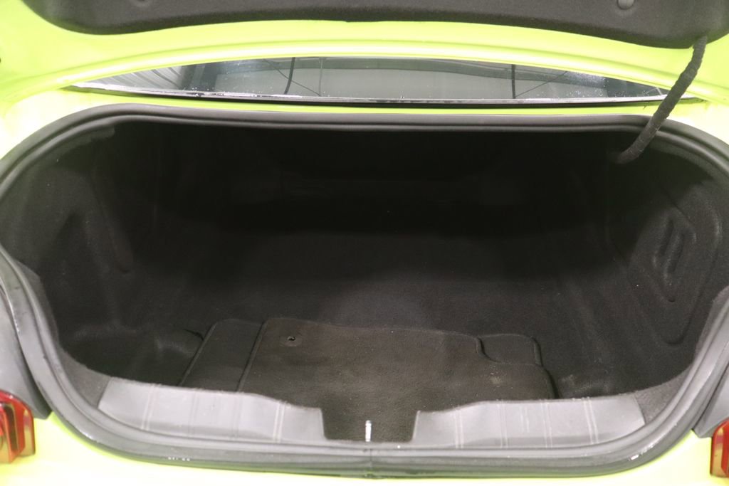Used 2019 Chevrolet Camaro LT RWD image 17