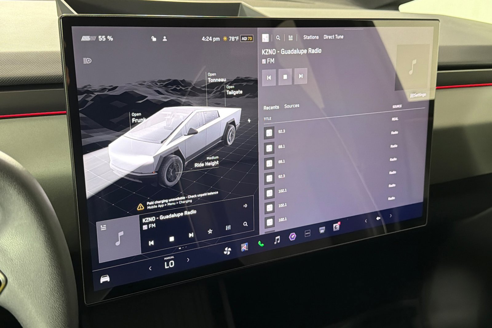 Used 2025 Tesla Cybertruck AWD Crew Cab image 16