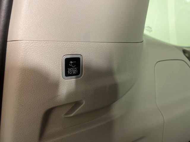 Used 2024 Jeep Wagoneer L Series II w/ Flexible Seating Group image 54