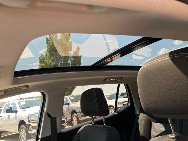 Used 2023 GMC Terrain SLE w/ Driver Convenience Package AWD/4WD image 22