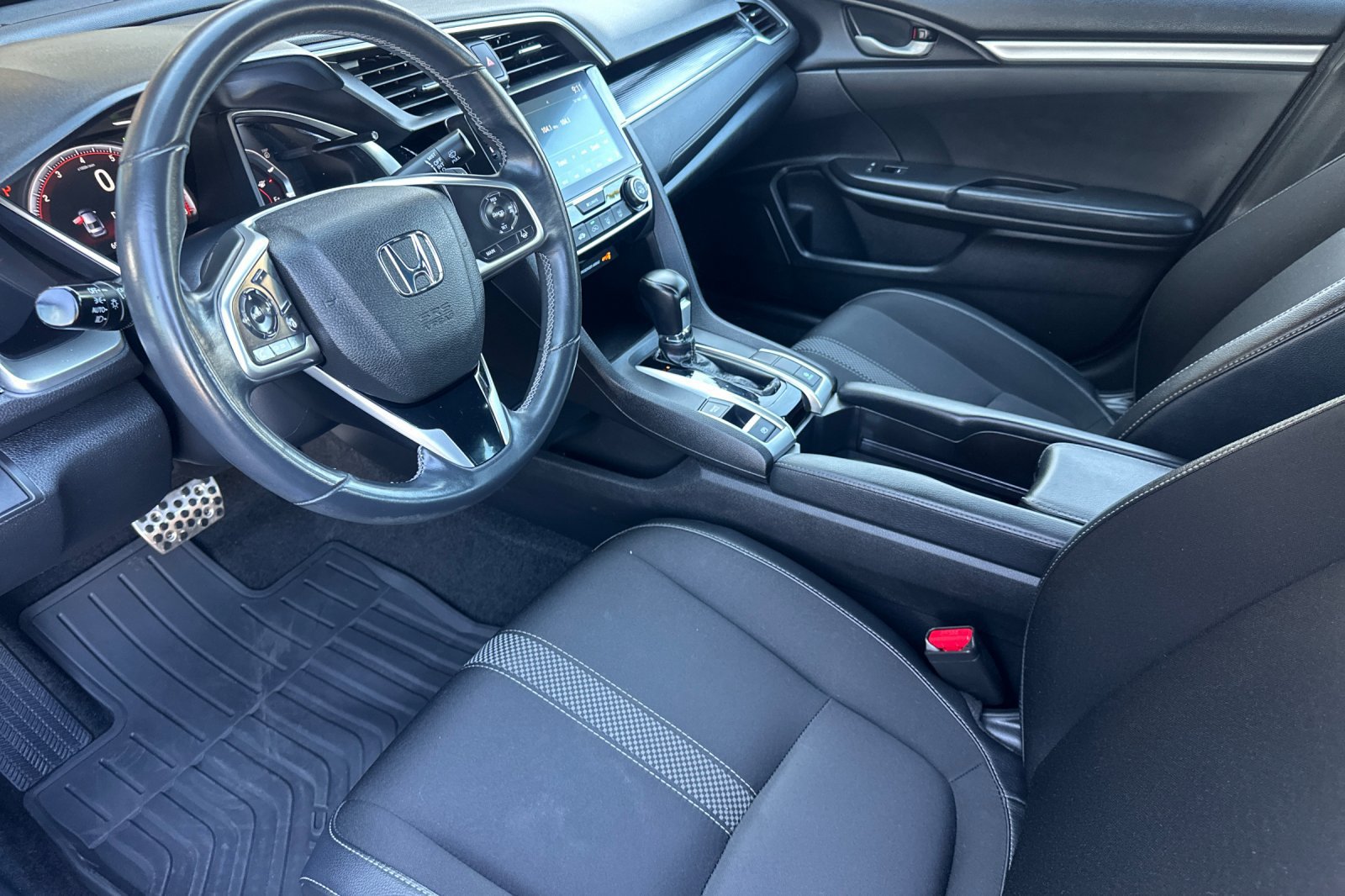 Used 2019 Honda Civic Sport image 9