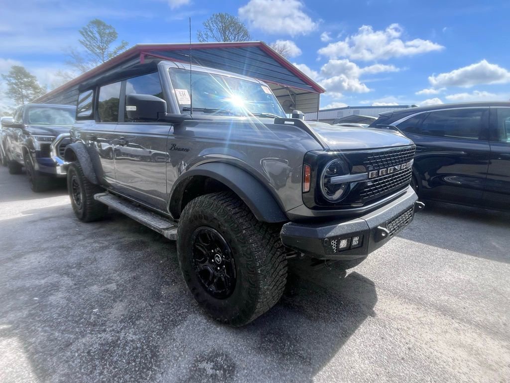 Used 2022 Ford Bronco Wildtrak image 1