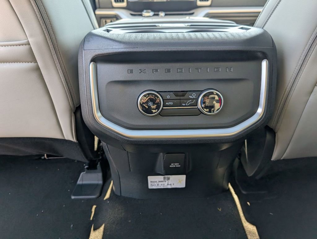 New 2026 Ford Expedition Active image 49
