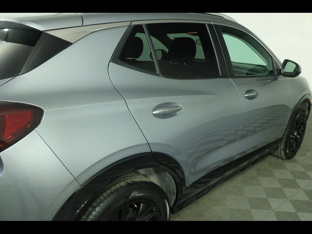 Used 2024 Buick Encore GX Sport Touring image 16