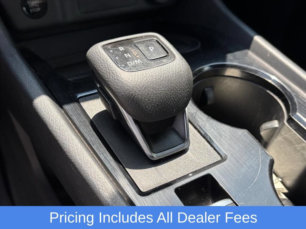Used 2024 Nissan Rogue S AWD/4WD image 25