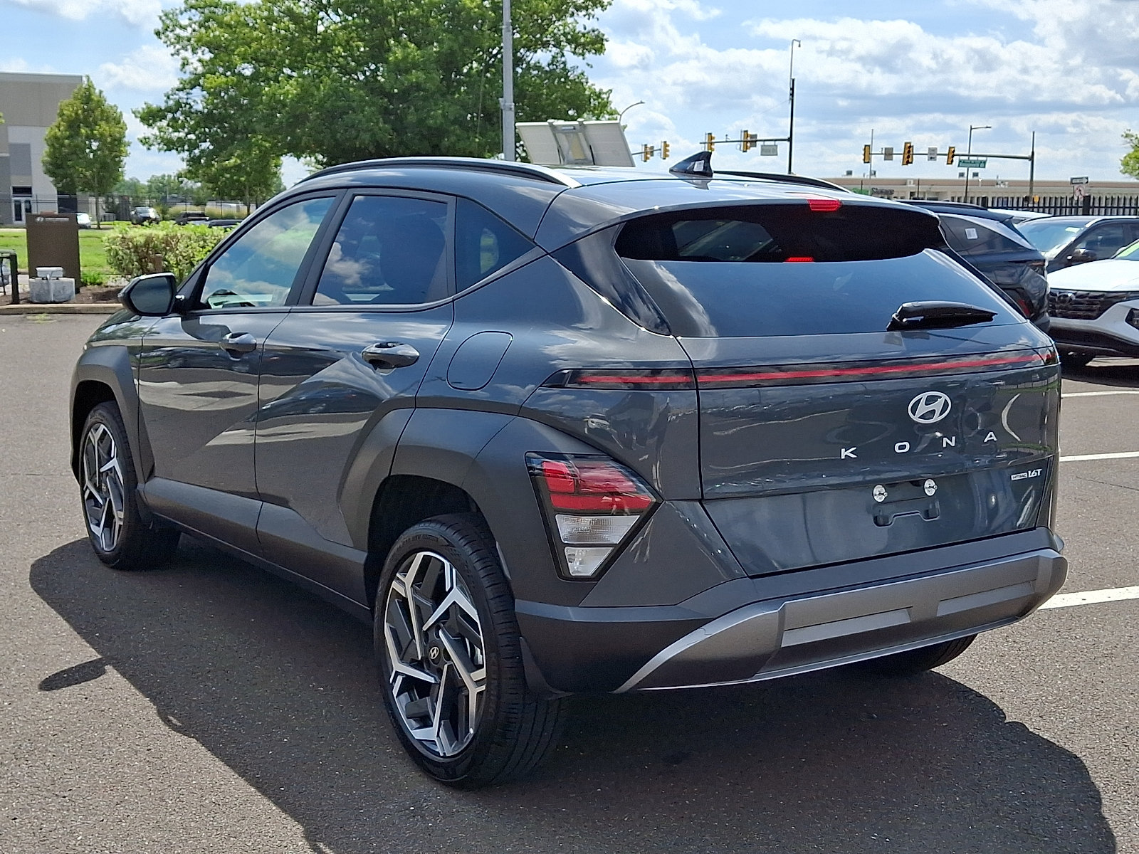 Certified 2026 Hyundai Kona SEL Premium AWD/4WD image 4