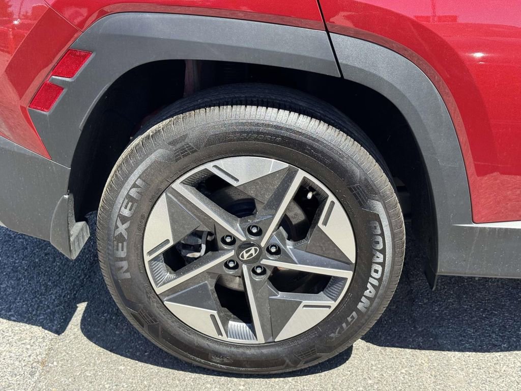 Certified 2025 Hyundai Tucson SEL AWD/4WD image 10