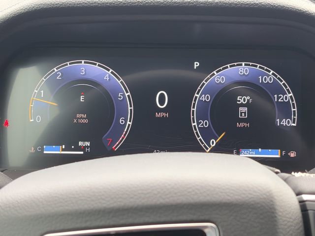 New 2026 Jeep Grand Cherokee Altitude image 28