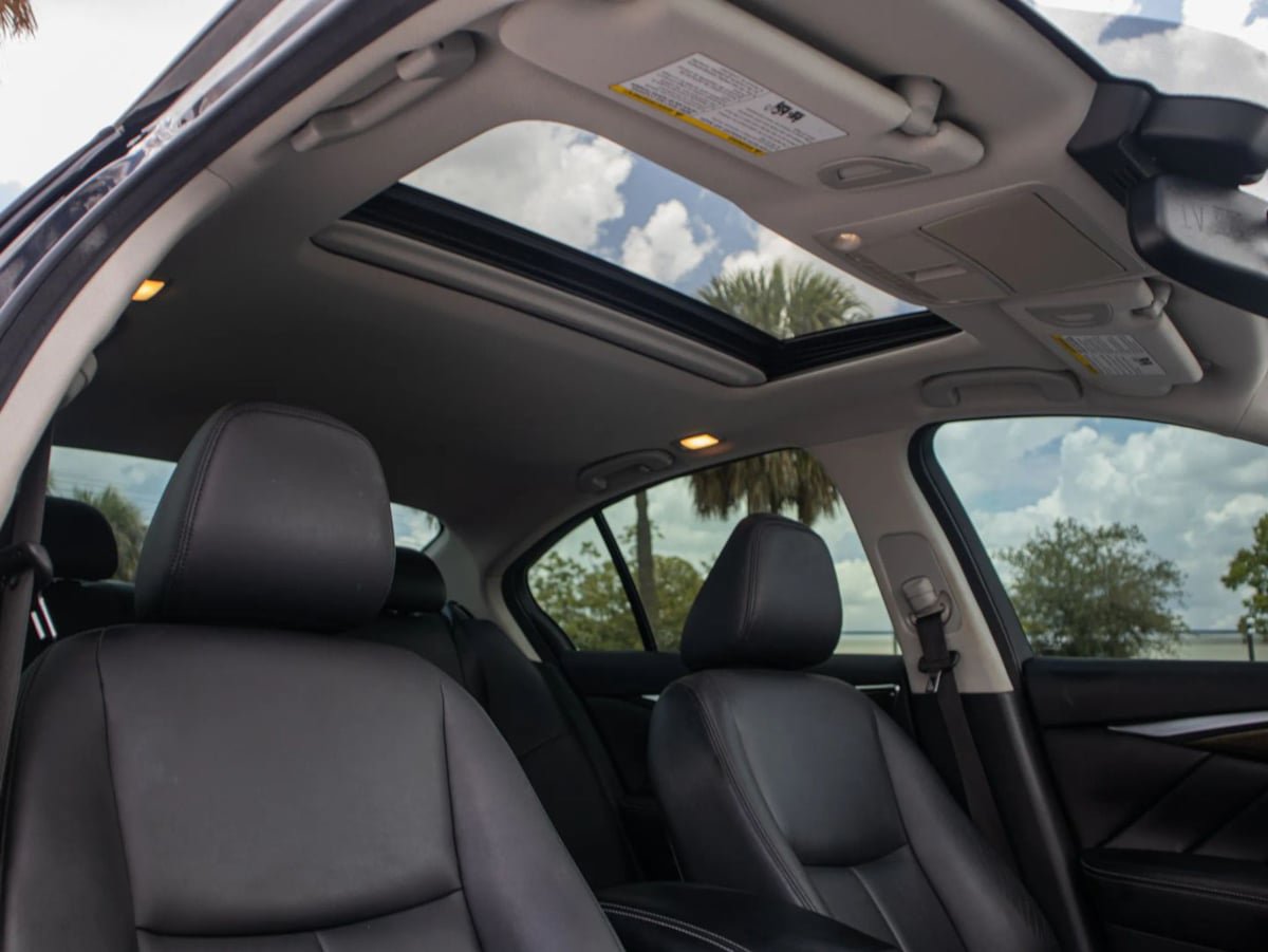 Used 2019 INFINITI Q50 Luxe RWD image 15