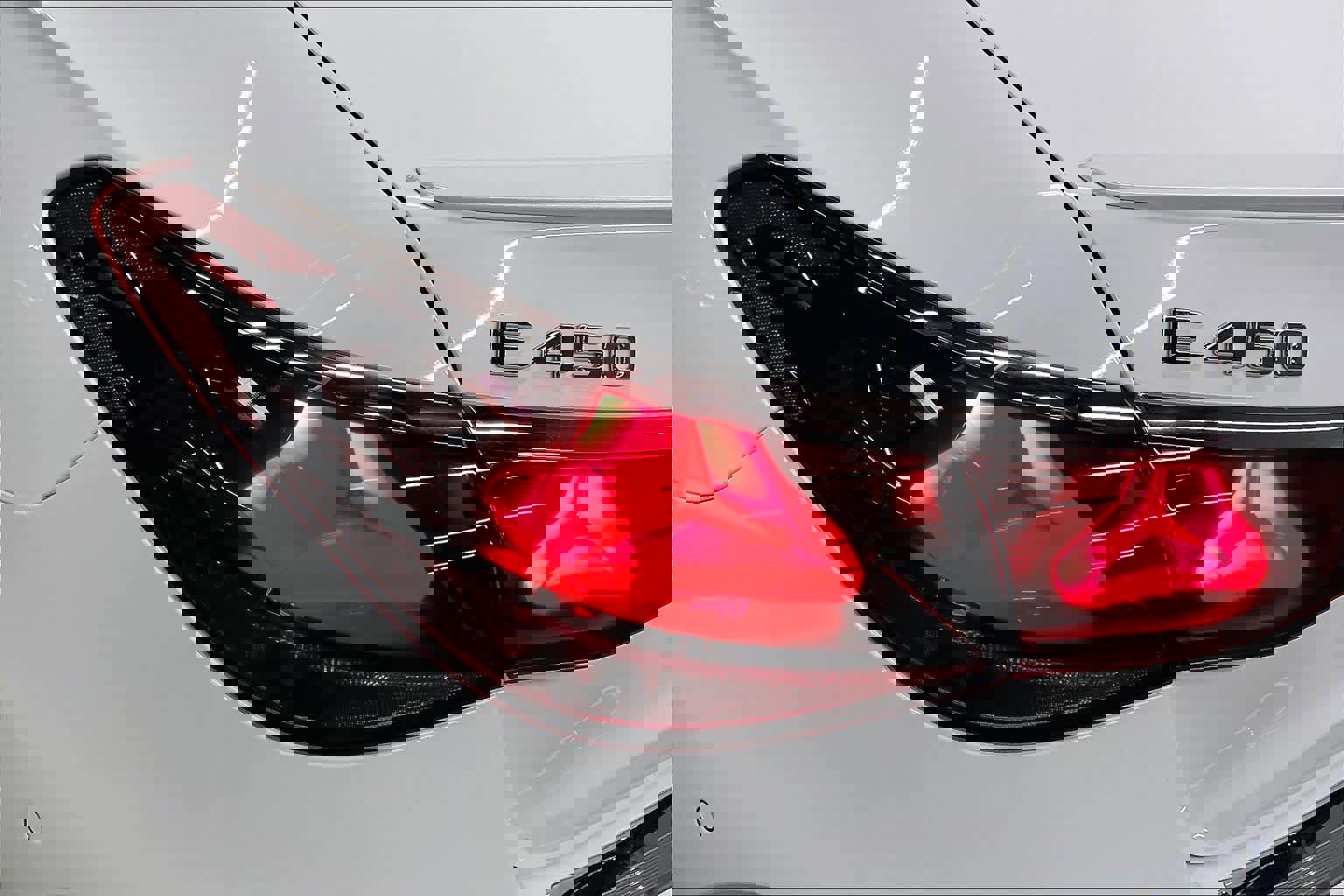 Used 2024 Mercedes-Benz E 450 E 450 image 32