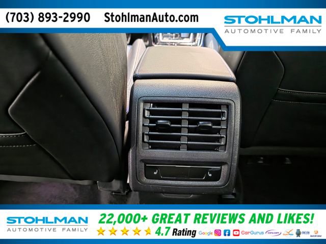 Used 2023 Volkswagen Golf R image 29