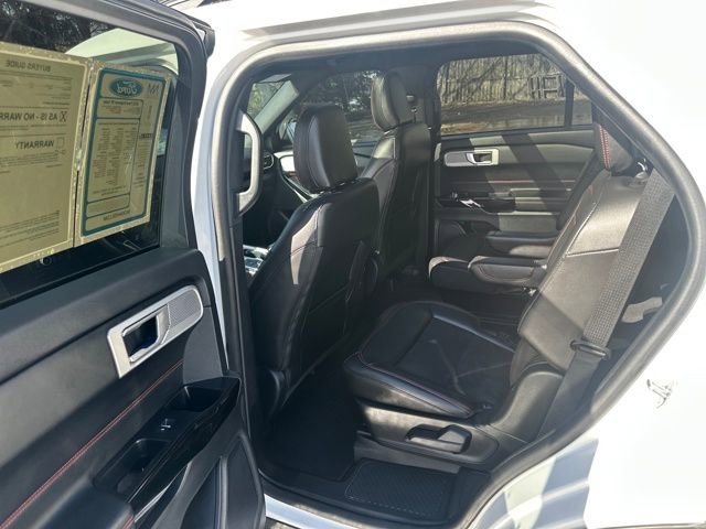 Used 2023 Ford Explorer ST-Line w/ Class IV Trailer Tow Package image 30