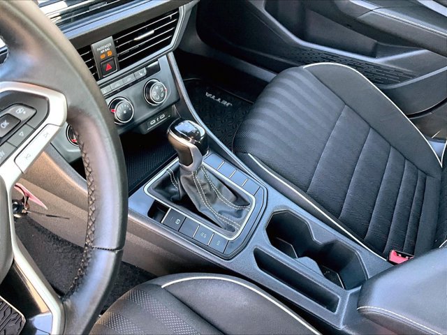 Used 2024 Volkswagen Jetta Sport FWD image 15