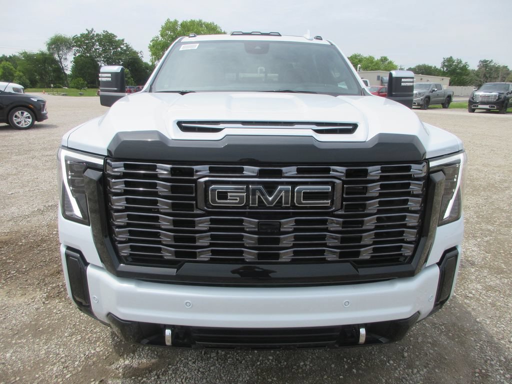New 2026 GMC Sierra 2500 Denali Ultimate AWD/4WD image 12