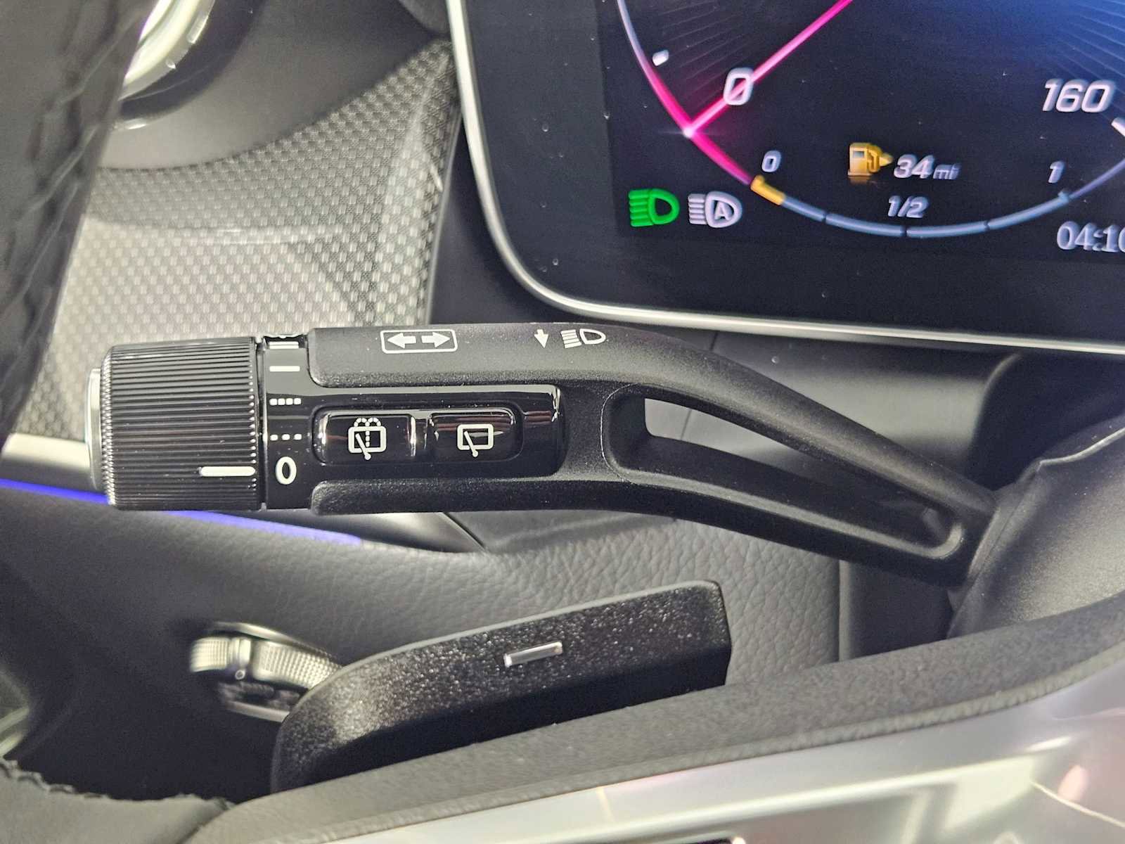 New 2025 Mercedes-Benz GLC 300 4MATIC image 27