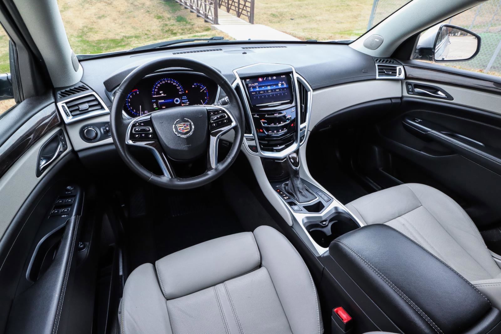 Used 2015 Cadillac SRX Luxury image 21