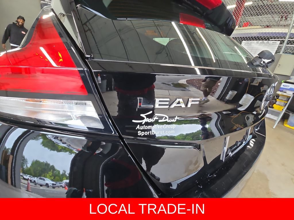 Used 2022 Nissan Leaf SV w/ SV Technology Package FWD image 34