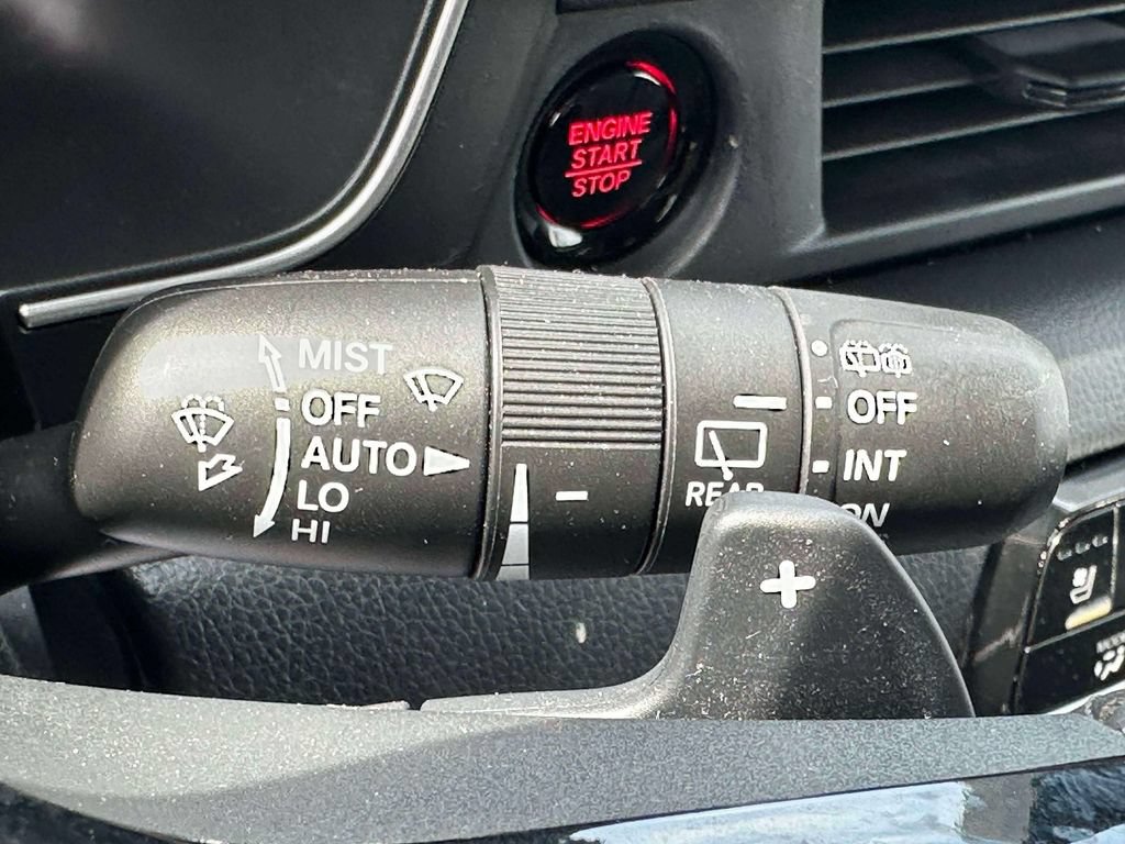 Certified 2025 Honda Pilot Elite image 21