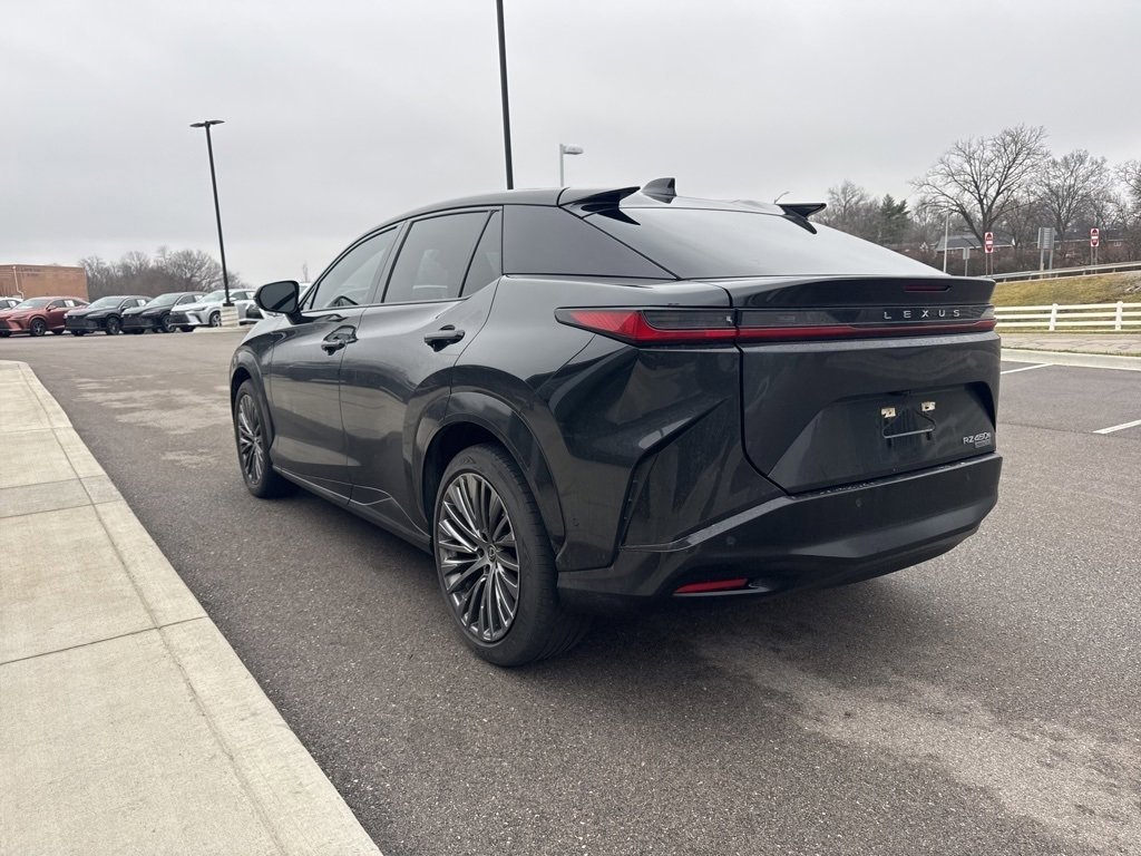 Used 2023 Lexus RZ 450e Premium image 5
