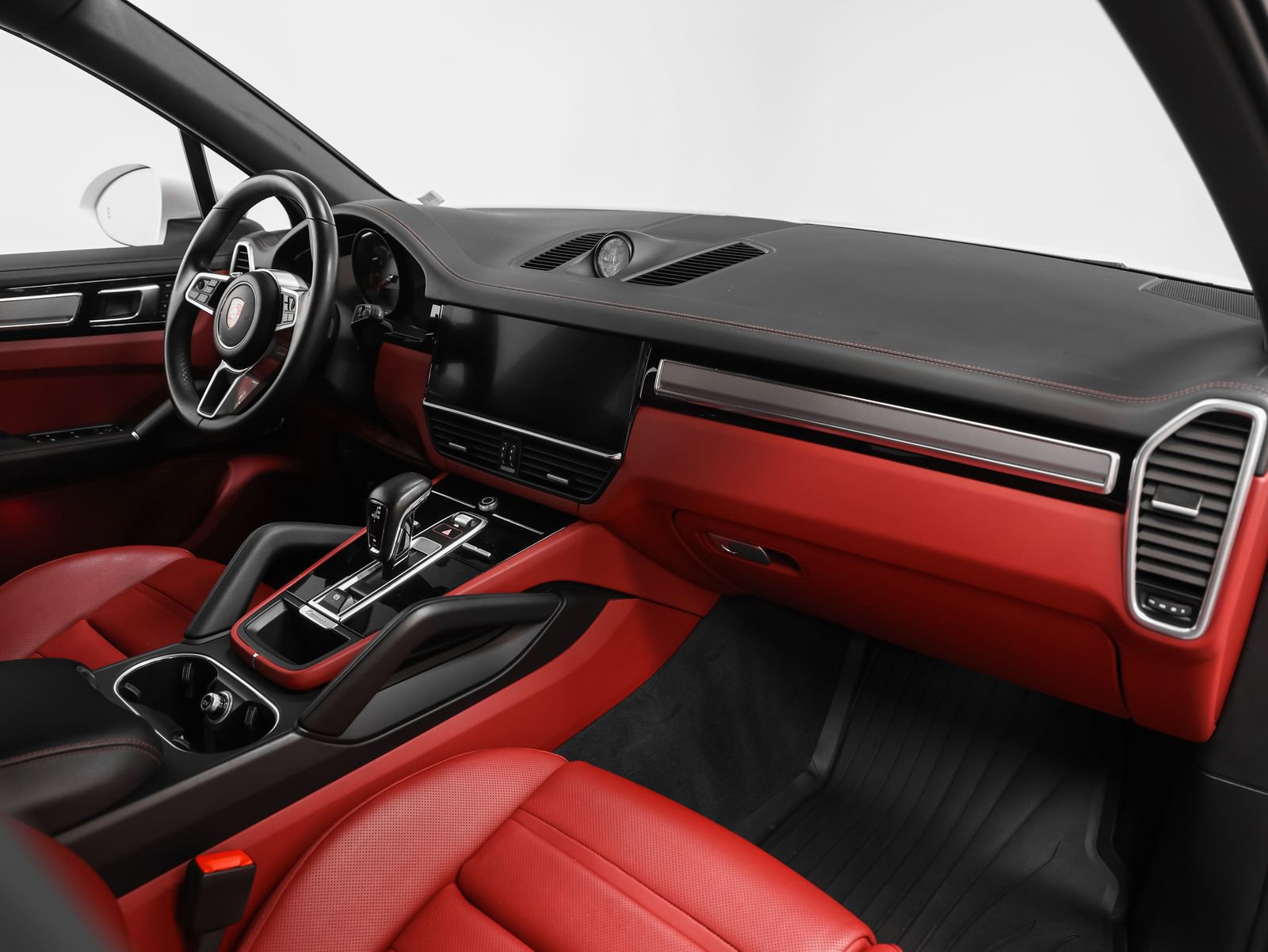 Used 2023 Porsche Cayenne S Platinum image 23