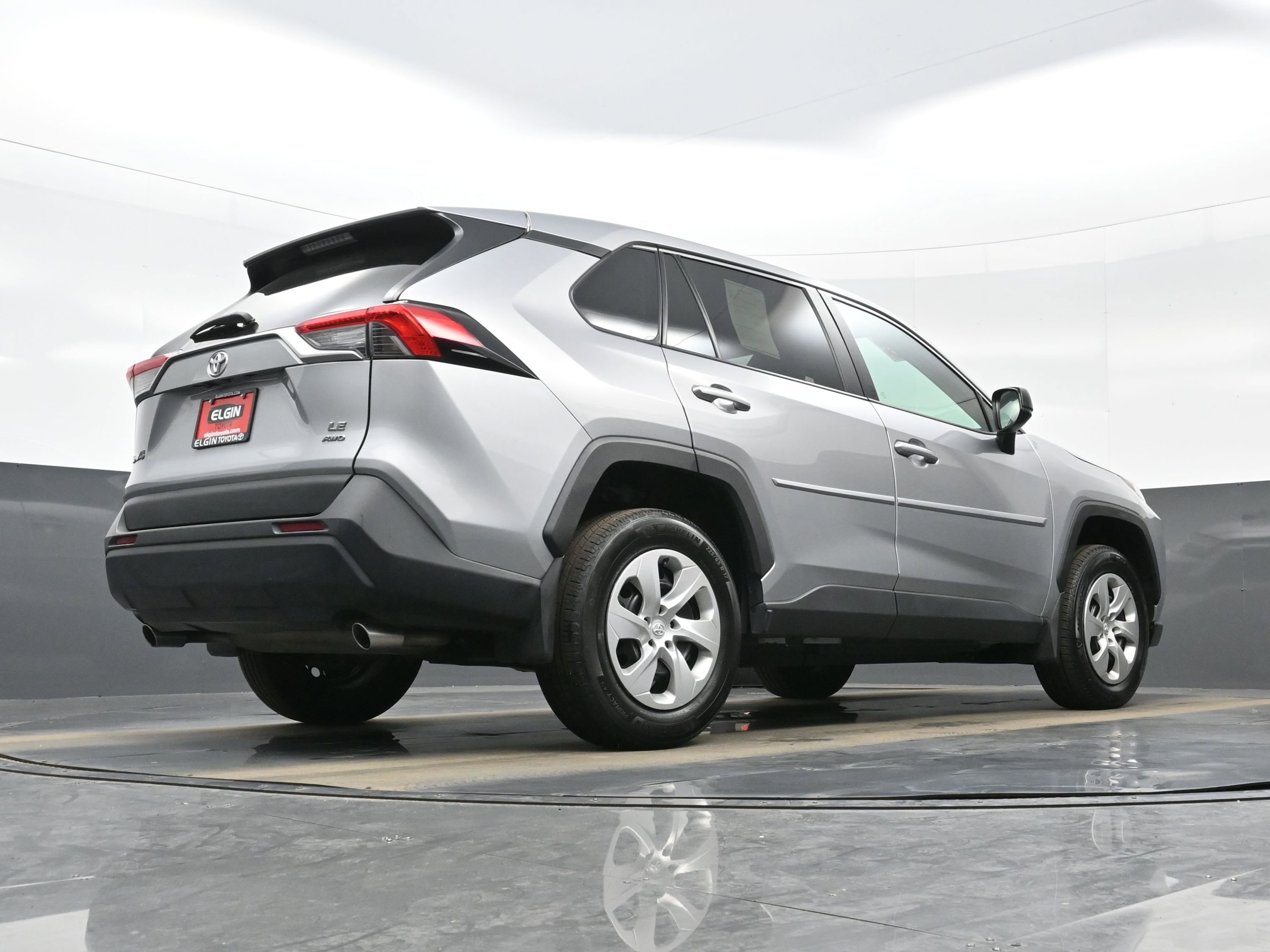 Used 2023 Toyota RAV4 LE image 30