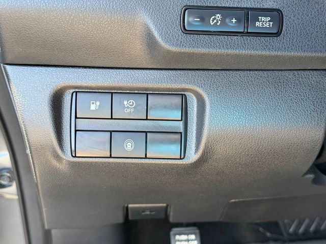Certified 2024 Nissan Leaf S FWD image 12